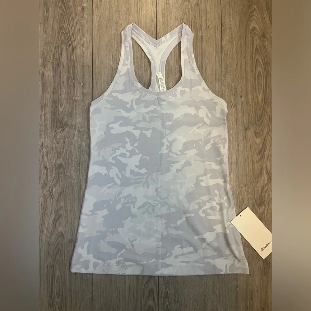 Lululemon Cool Racerback White Camo Women's Tank in size 10 - Picture 13 of 15